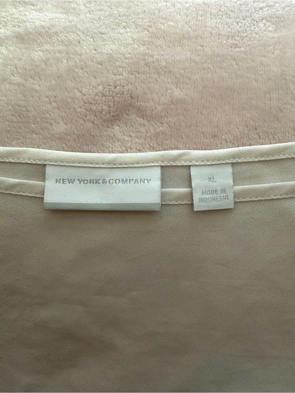 New York & Company Black and Cream Colorblock Cap-Sleeve Blouse - Picture 2 of 3